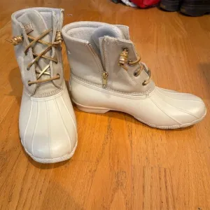 Sperry Women's Ankle Snow Boots Size 10 Ivory Metallic Winter Casual