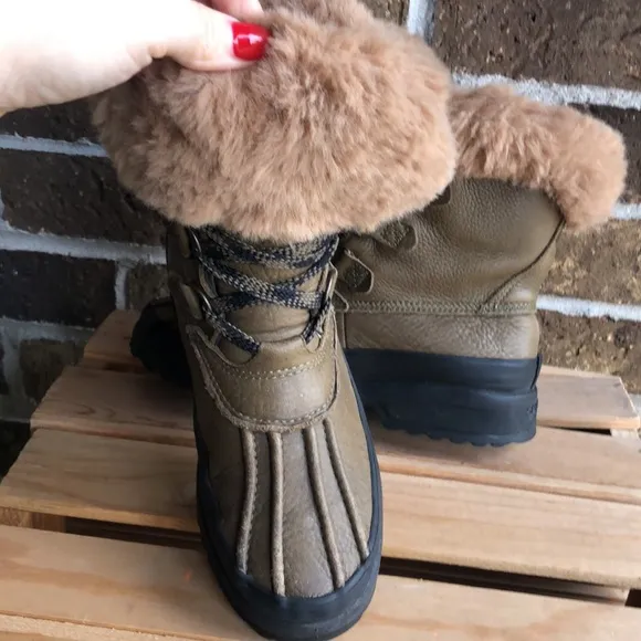 Sperry Women's Maritime Olive Green Leather Winter Boots