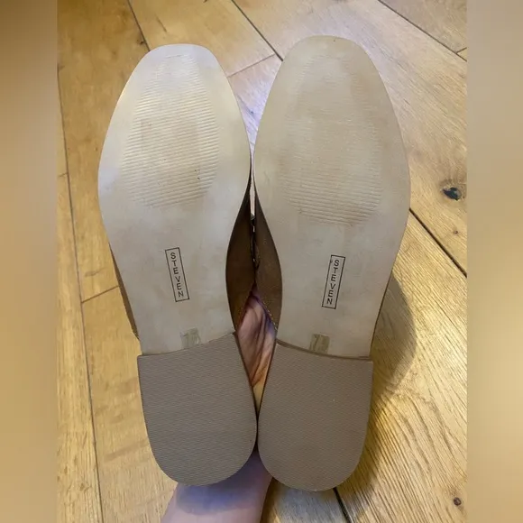 Steve Madden Faux Suede Slip on Loafers in Camel Tan