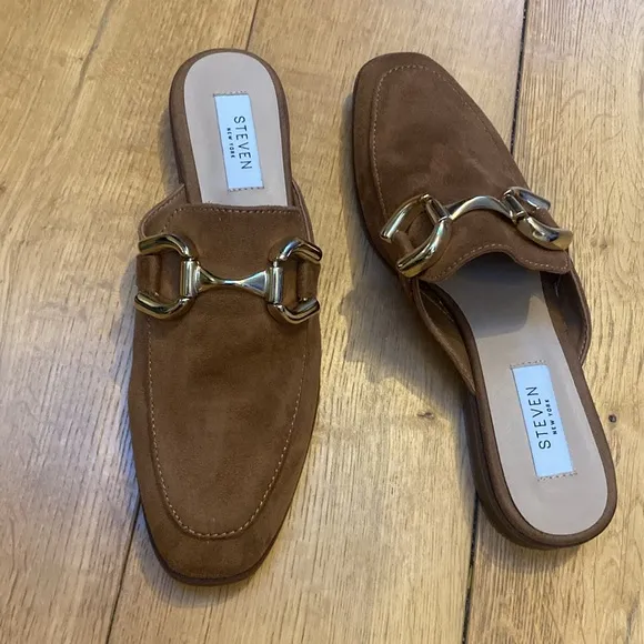 Steve Madden Faux Suede Slip on Loafers in Camel Tan