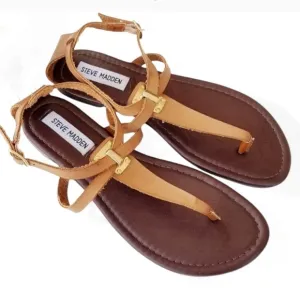 Steve Madden leather Anklestrap Thong Flats sandals Size 4