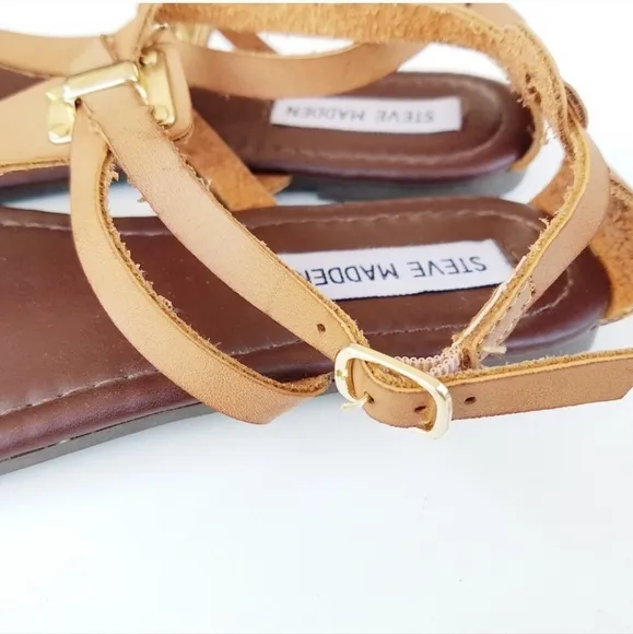 Steve Madden leather Anklestrap Thong Flats sandals Size 4