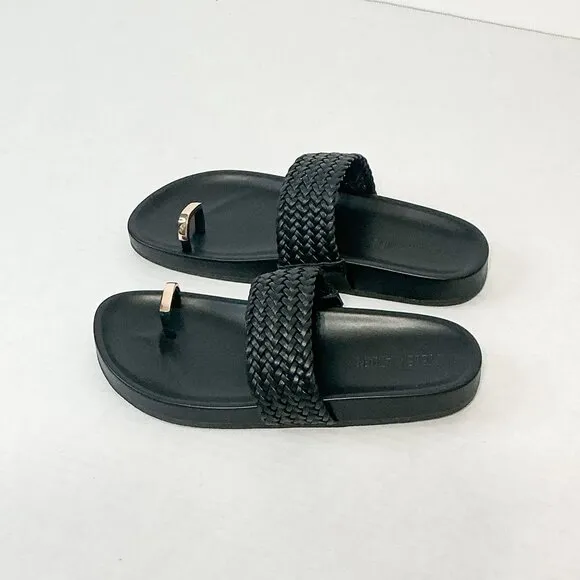 Steve Madden NWB Sz 7 Black  Somona Toe Loop  Leather Sandals