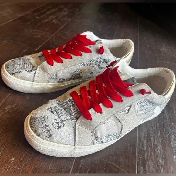 Steve Madden Women's Philosophy Sneakers animal print with suede accent