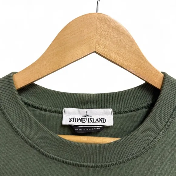 Stone Island-Green Emblem Crewneck Sweatshirt-M | Retail Price: $290