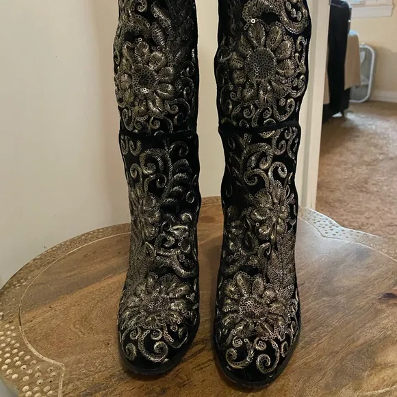 Stuart Weitzman Alljill Sequin Black Velvet 5050 Knee High Heeled go-go Boot