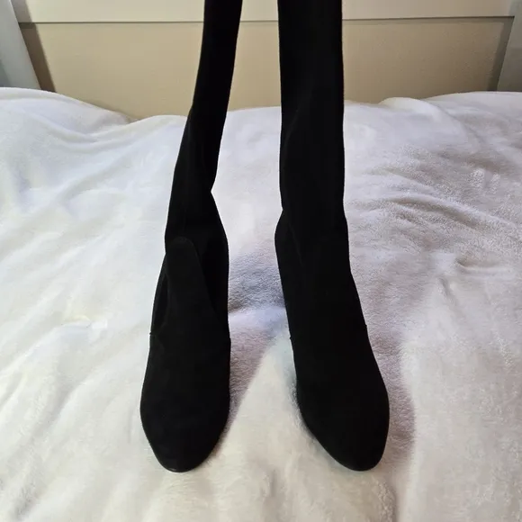 Stuart Weitzman Highland Black Suede Leather Size 9