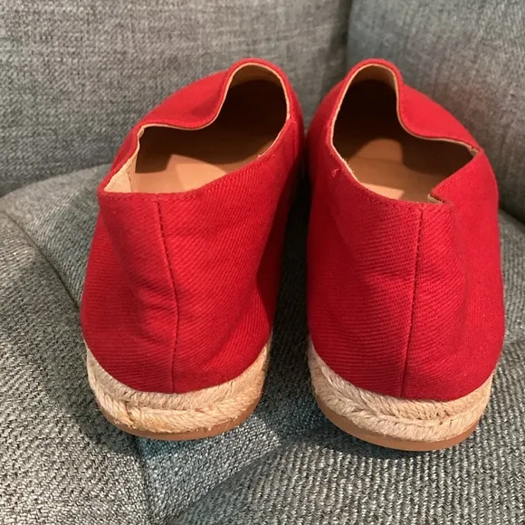 Stuart Weitzman Mykonos Twill Espadrilles in Red Size 8