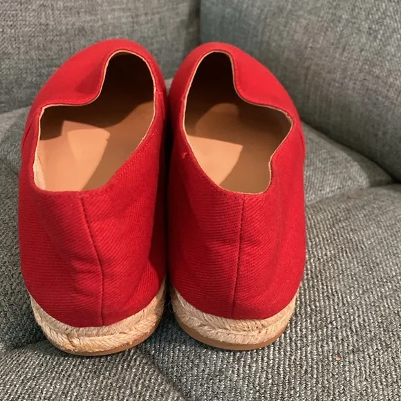 Stuart Weitzman Mykonos Twill Espadrilles in Red Size 8