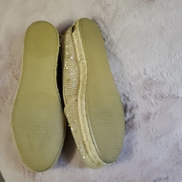 Stuart Weitzman ROCKON Gold Studded Espadrilles Size 6