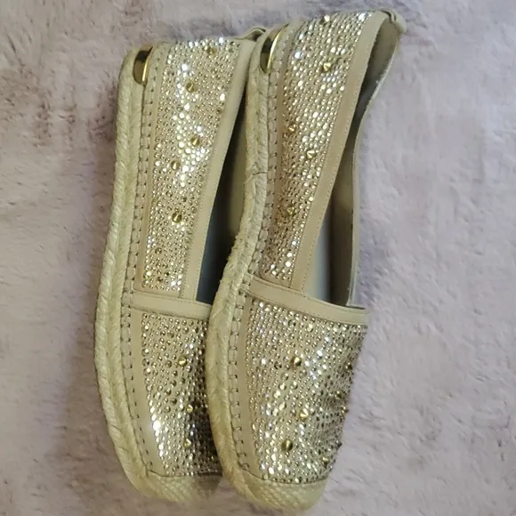 Stuart Weitzman ROCKON Gold Studded Espadrilles Size 6