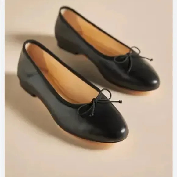 Summit by White Mountain Black Leather BALLERINA Flats size  US 7 women