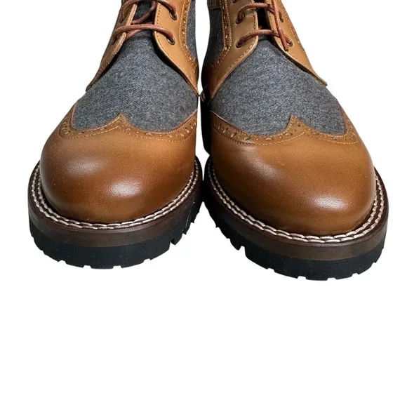 Taft The Livingston Chukka Boots in Grey/Brown. Size 42
