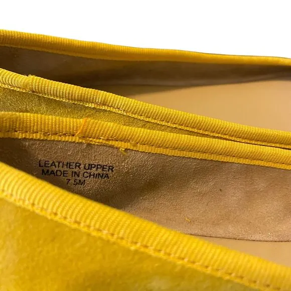 Talbots Penelope Pom Pom Ballet Flats 7.5 Suede Mustard Yellow Preppy Academia