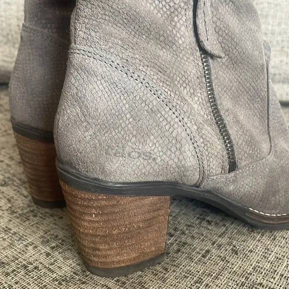 Taos Standout Ankle Boots Size 7- 7.5