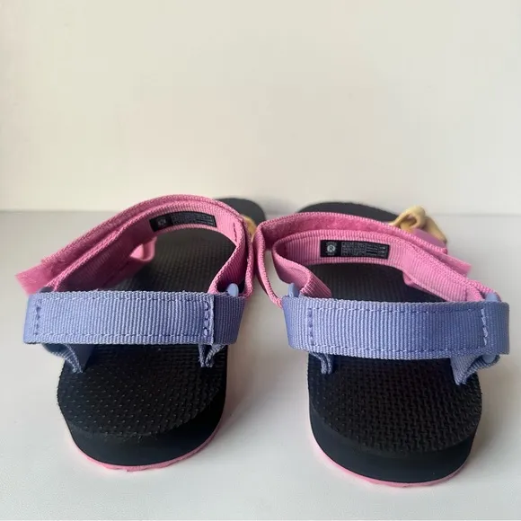 Teva Kids Original Universal Everyday Sandal Light Blue, pink, And Yellow Sz:2