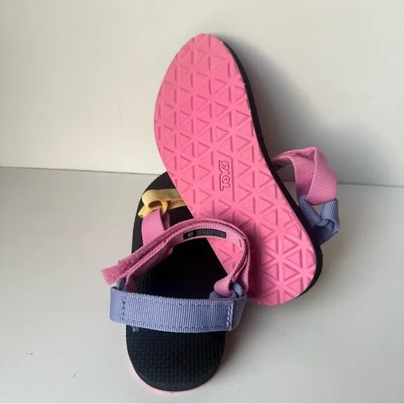 Teva Kids Original Universal Everyday Sandal Light Blue, pink, And Yellow Sz:2