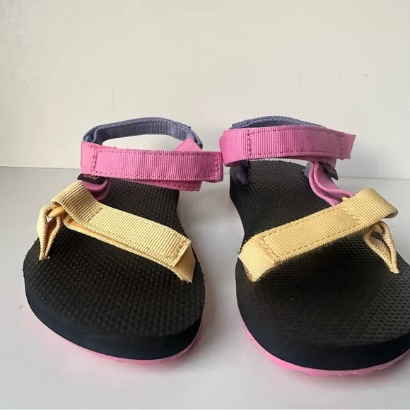Teva Kids Original Universal Everyday Sandal Light Blue, pink, And Yellow Sz:2