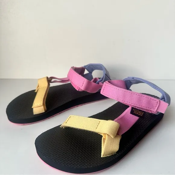 Teva Kids Original Universal Everyday Sandal Light Blue, pink, And Yellow Sz:2