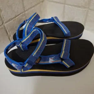Teva Unicorn Flatform Sandals Size 10