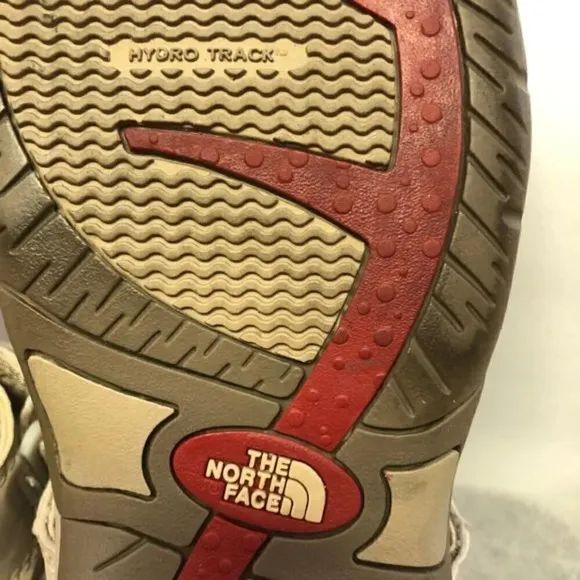 𝅺The North Face Hydro Track Women's Sandals