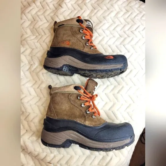The North Face® Kids Chilkat Lace II, Boys sz 5, Brown &amp; Black.