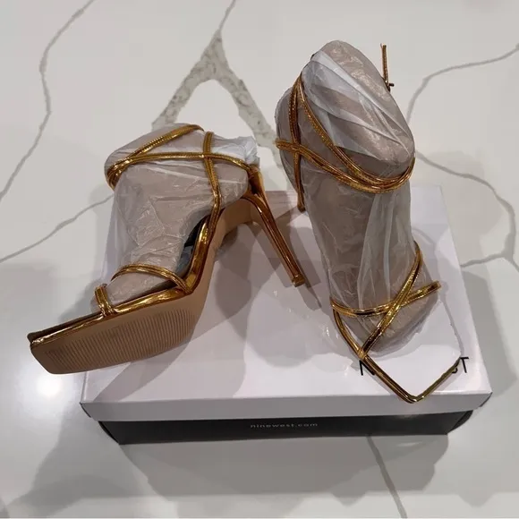 Tidle Ankle Strap Sandals
