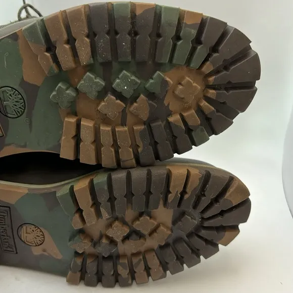 Timberland Men’s Boots size 9 US Brown Camo Soles 6662B / 3340