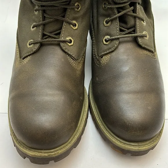 Timberland Men’s Boots size 9 US Brown Camo Soles 6662B / 3340