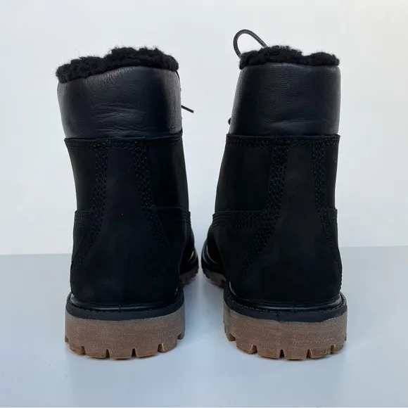 Timberland Women’s Fleece Lined Boots