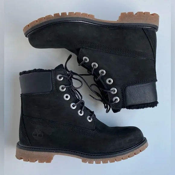 Timberland Women’s Fleece Lined Boots