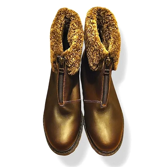 Timberland Women's Teddy Top Fleece  Boots Size 9 Brown