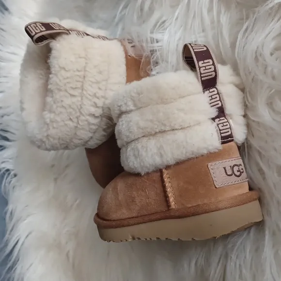 Toddler UGG Sheepskin Boots with Cream and Brown Accents