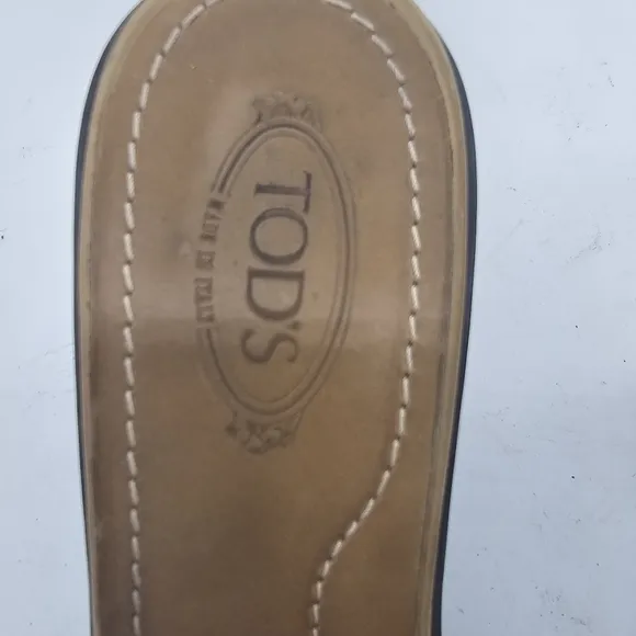 Tod's Beige Leather Heeled Sandals Size 6 Cross strap