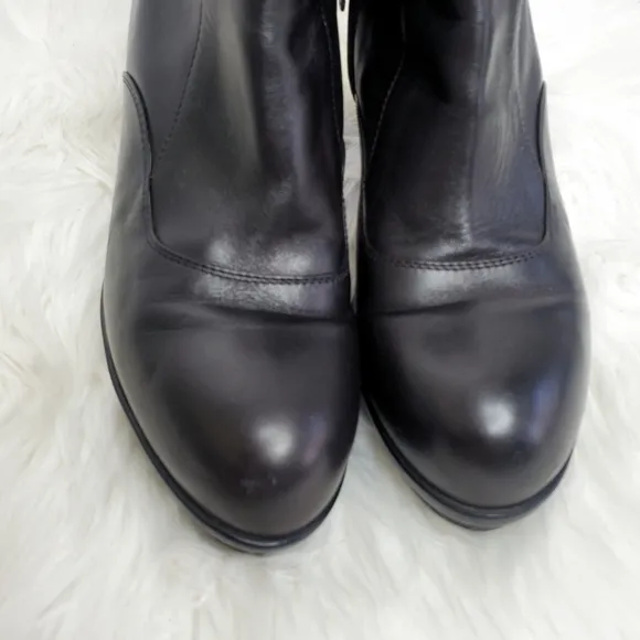 Tod's | Black Leather Buckle Ankle Booties Boots