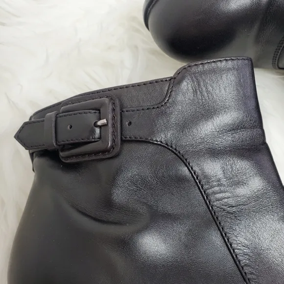 Tod's | Black Leather Buckle Ankle Booties Boots