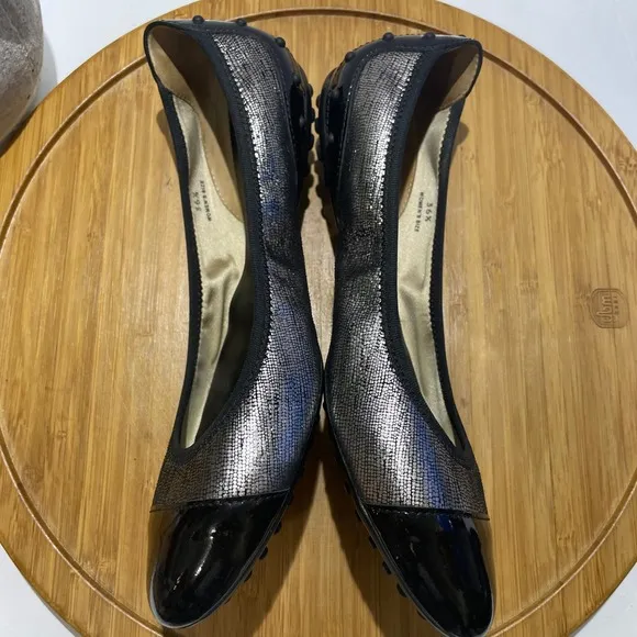 Tod's Leather Cap Toe Ballet Flats Metallic Silver Black Loafer Size 6.5