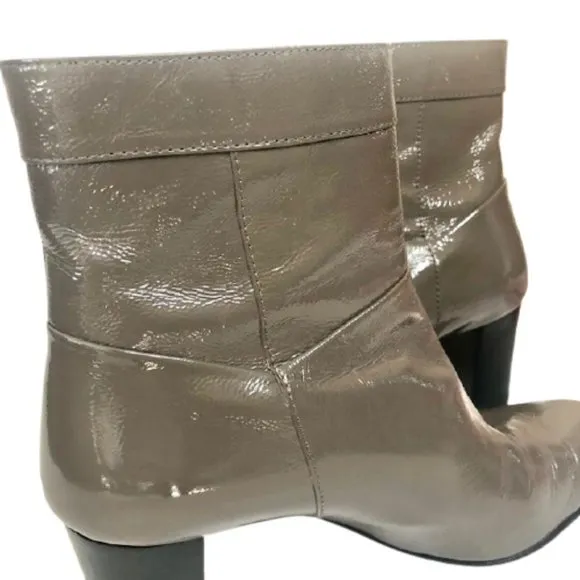Tod's Patent Ankle Boots Made in Italy - Taupe - EU 37.5
