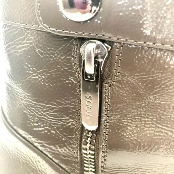Tod's Patent Ankle Boots Made in Italy - Taupe - EU 37.5