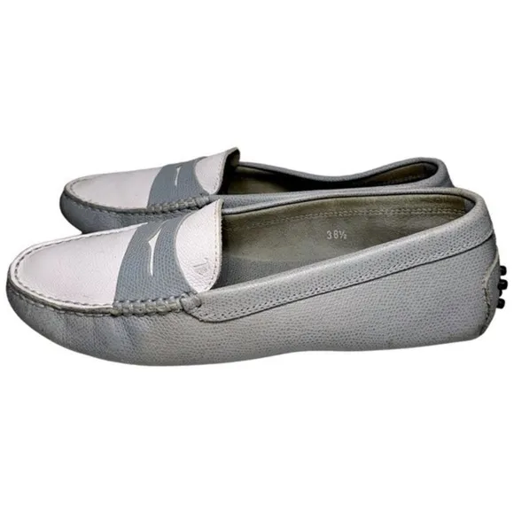 Tod’s Women’s Size 38.5 7.5 Blue White Pebbled Leather Nub Bottom Penny Loafers