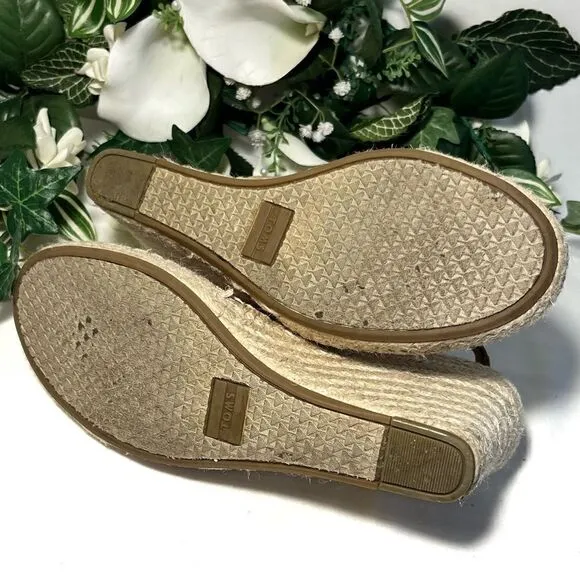 Toms Poppy Monica Wedge