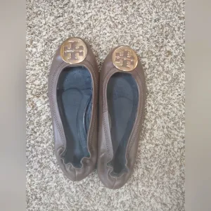 Tory Burch Brown Leather Travel Ballet Flats Women's Size 8.5