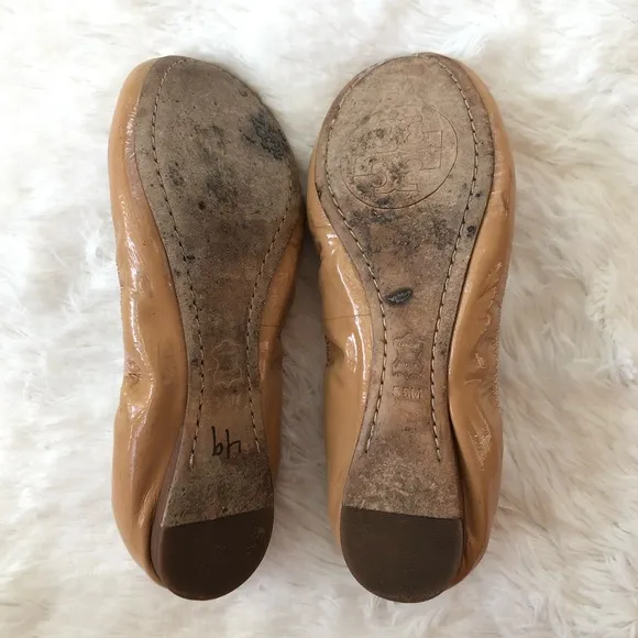 TORY BURCH • Caroline Nude Patent Leather Ballet Flats Stretch Size 5.5
