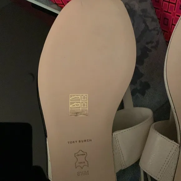 TORY BURCH Eleanor Thong Toe Logo Sandals GOAT LEATHER/Light cream size 8.5