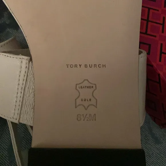 TORY BURCH Eleanor Thong Toe Logo Sandals GOAT LEATHER/Light cream size 8.5
