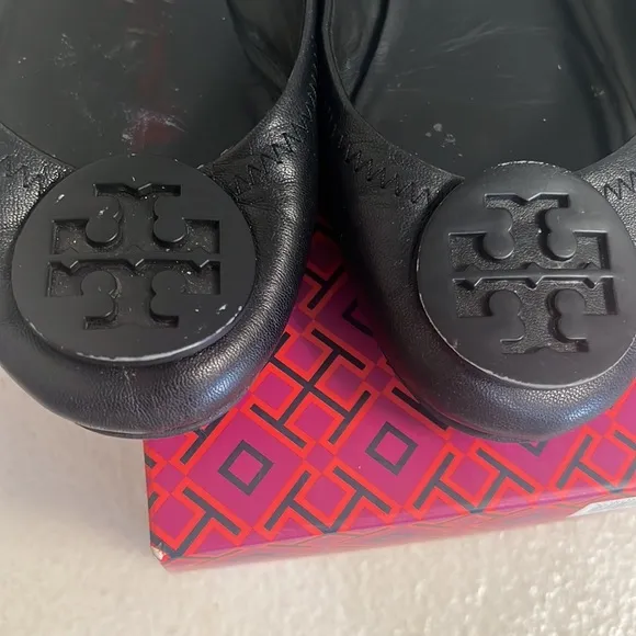 Tory Burch Flats Minnie Travel Ballet Flat Black Leather  logo Ballerina 5.5‎