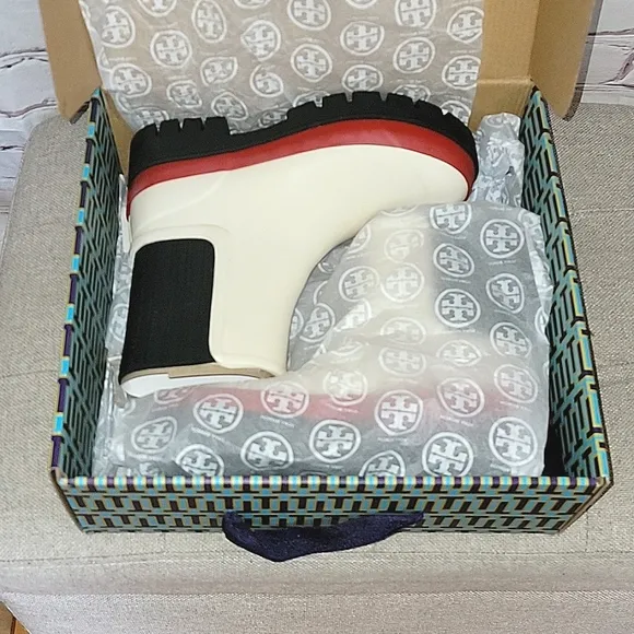 Tory Burch Hurricane Boot Size 6