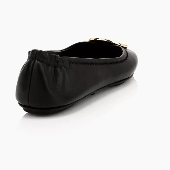 Tory Burch Iconic Black Leather Flats Silver Tone Logo Plate sz 8 Luxury Elegant