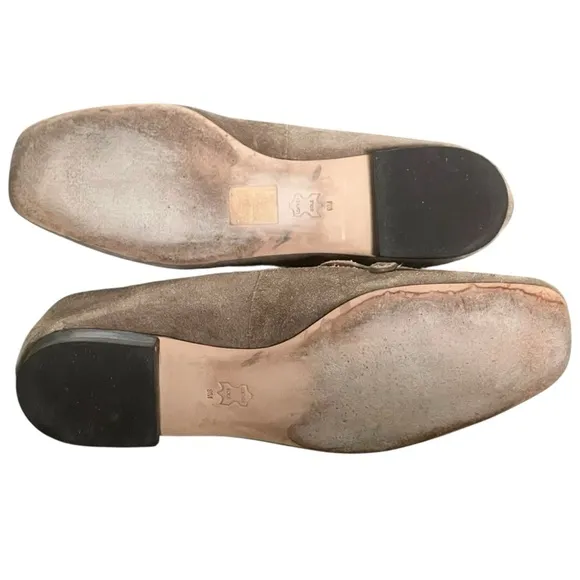 Tory Burch Miller Brown Genuine suede loafers, Large gold TT logo, size 9