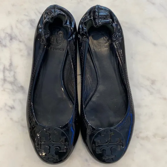 Tory Burch Minnie Travel Ballet Flat Black Patent Leather - Size 6